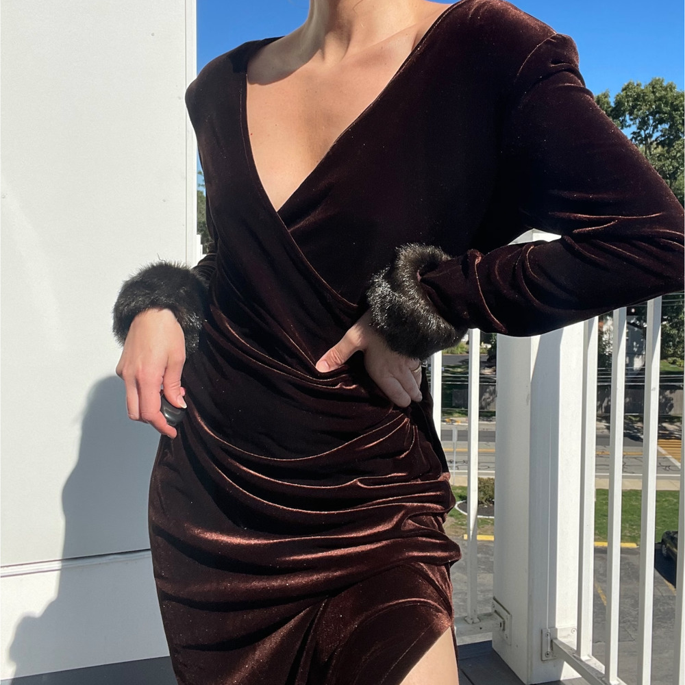 Vintage Cachet Faux Fur Brown Velvet Trim Surplice Maxi Dress Size 6